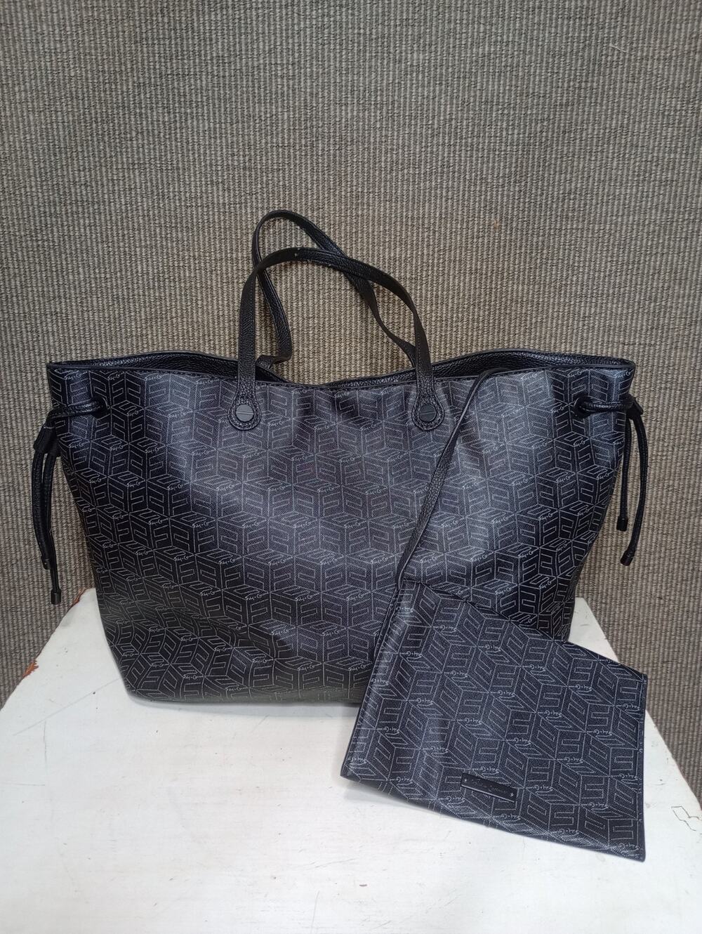 Foley + Corrina Tote Shoulder Bag with bonus. Print. Pleather. EUC.